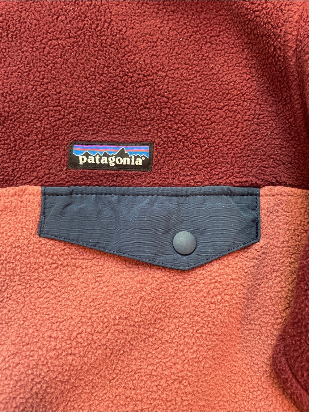 Patagonia Synchilla Fleece - Burgundy & Dusty Rose - Picture 2 of 4